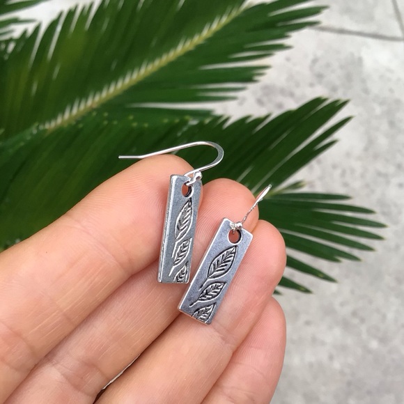 Sterling Silver Sundance charm Earrings - Picture 5 of 12